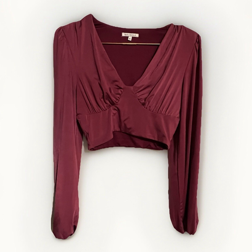 REMI x REVOLVE Stephanie Shirt Size XS Wine VNECK long Sleeve Crop Top